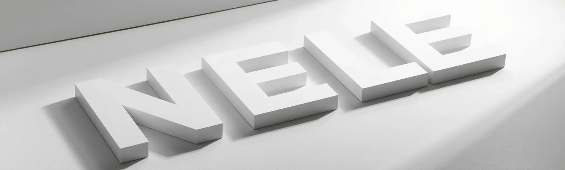Werbetechnik buchstaben gefräst gelasert