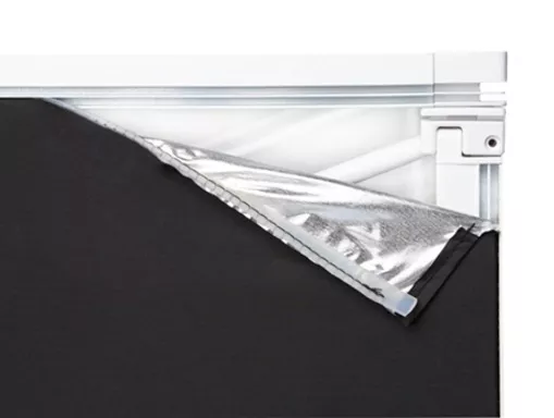 Modulares LIGHTWALL Pop-Up System – hinterleuchtete Stoffmessewand für Events